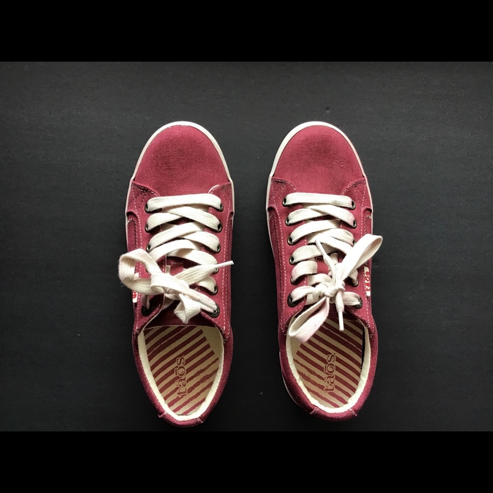 Taos footwear Star shoe - Size 7.5